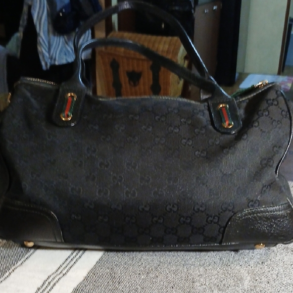 Gucci Black Monogram Handbag - Picture 3 of 16